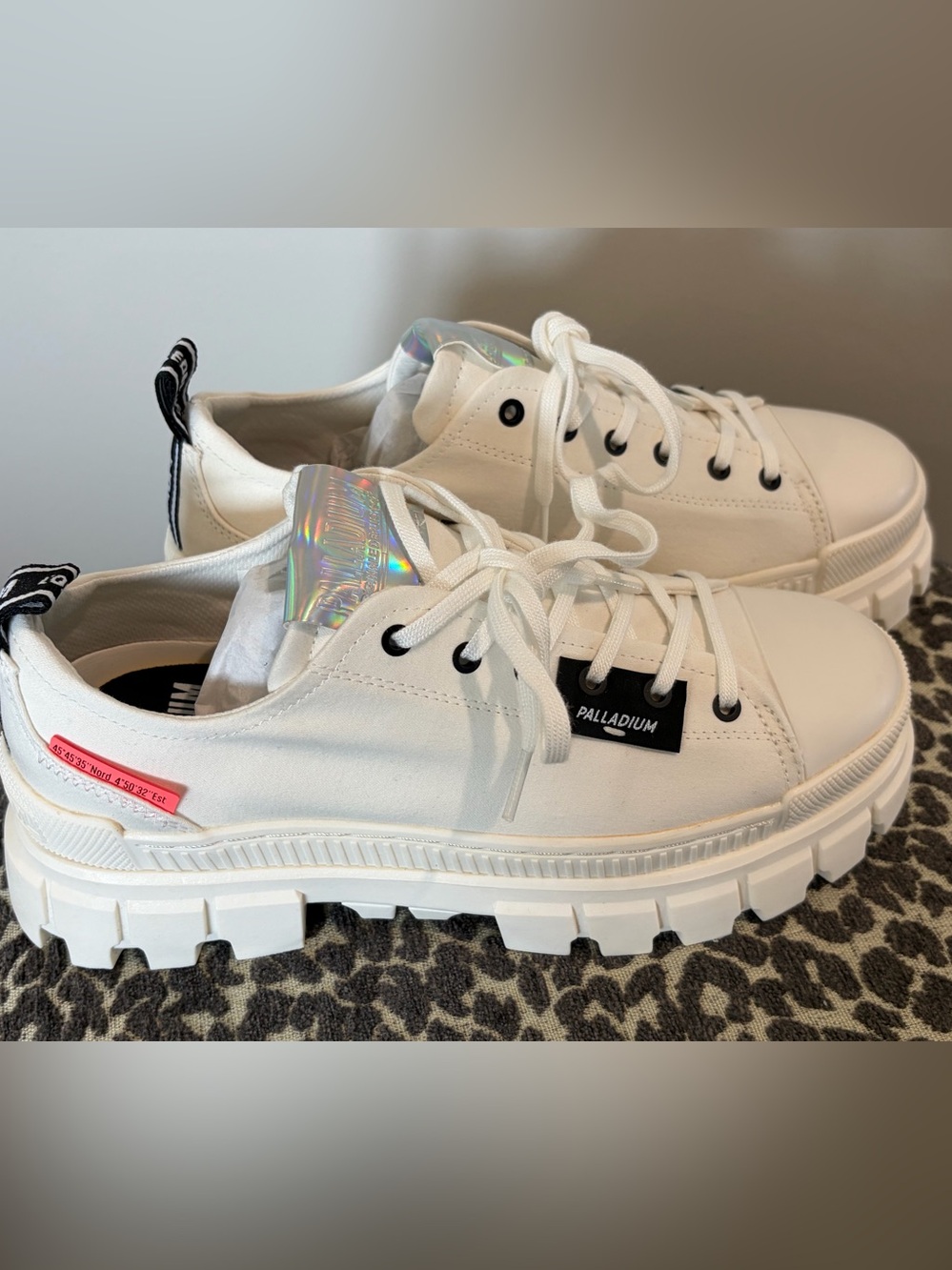 Women’s Palladium White Canvas Low-Top Sneakers with Iridescent Tongue size 10